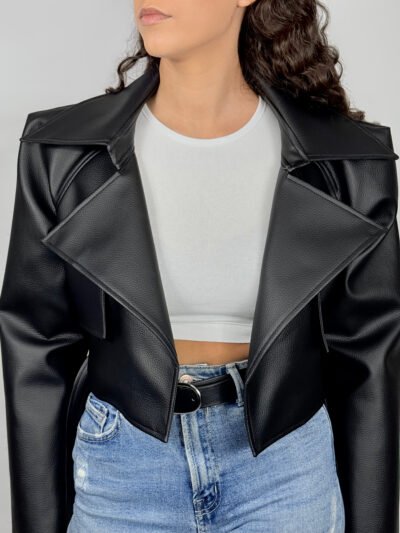 Blusão Biker Curto Oversize Efeito Pele